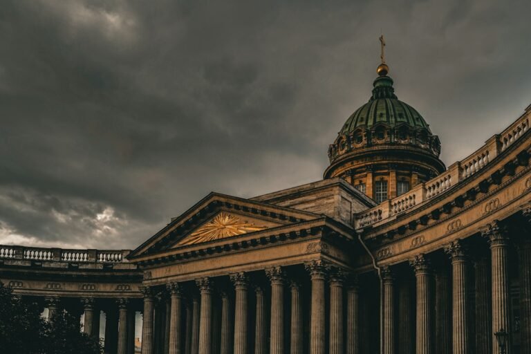 Saint Petersburg — sawir kayd ah